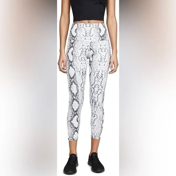 Onzie Snake Print Legging on White Size XS - Picture 2 of 8